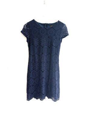 Laundry by Shelli Segal Shift Dress in Navy Blue size 0 lace cap sleeve dress